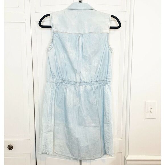 June Junior’s Light Wash Denim Tie Waist Sleeveless Dress Size Medium - Picture 8 of 8